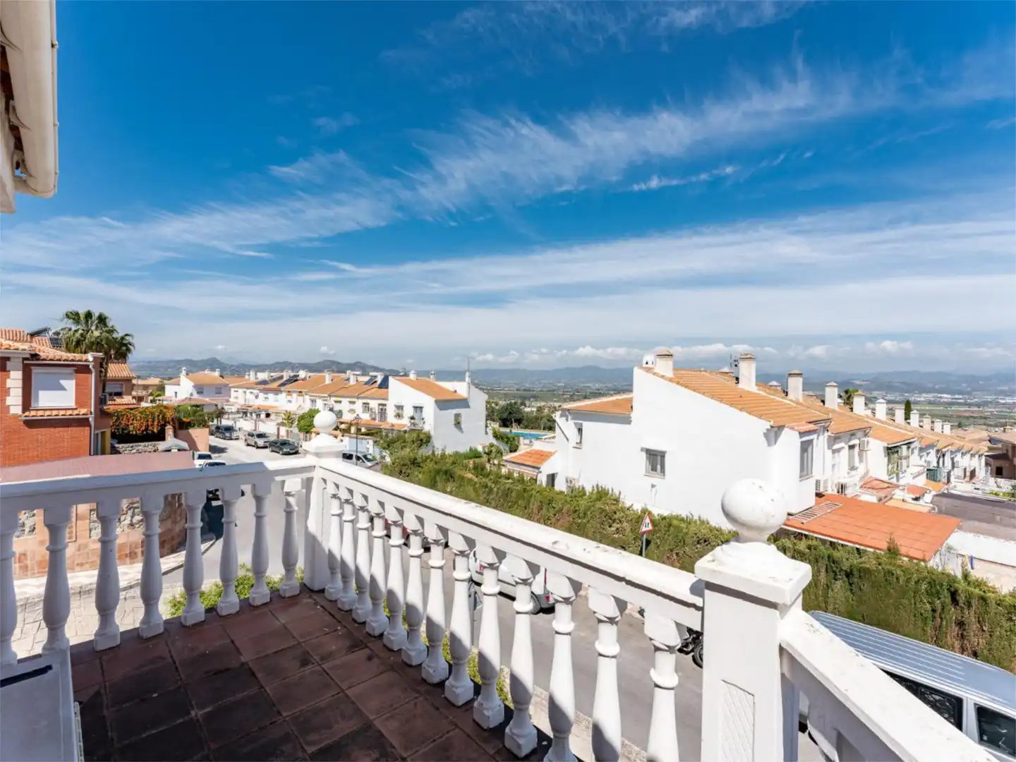 Casa o xalet en venda a Calle María Flors Sirera, 1, Manantiales - Lagar - Cortijo Vista exterior de Casa o xalet en venda en Alhaurín de la Torre amb Aire condicionat, Jardí privat i Terrassa