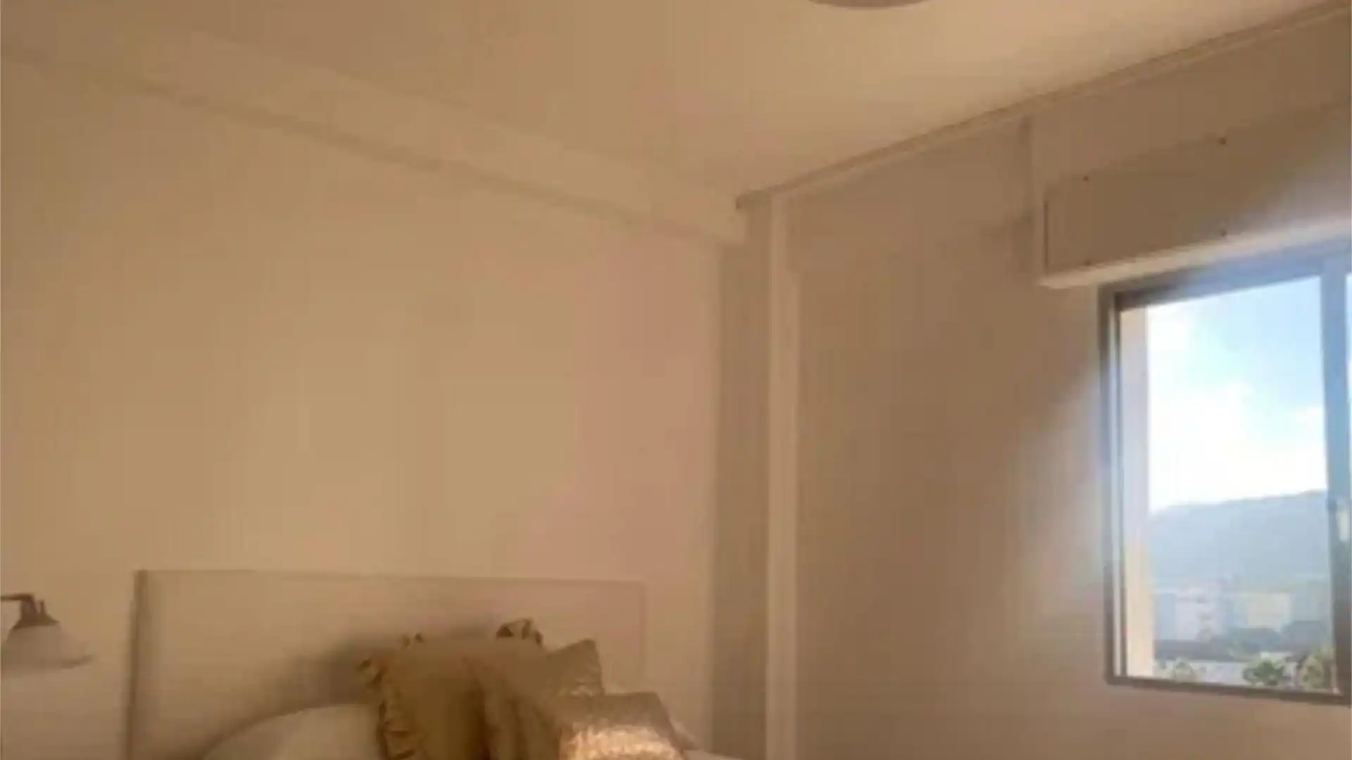 Habitación de Apartamento para compartir en Málaga Capital con Aire acondicionado, Calefacción y Terraza