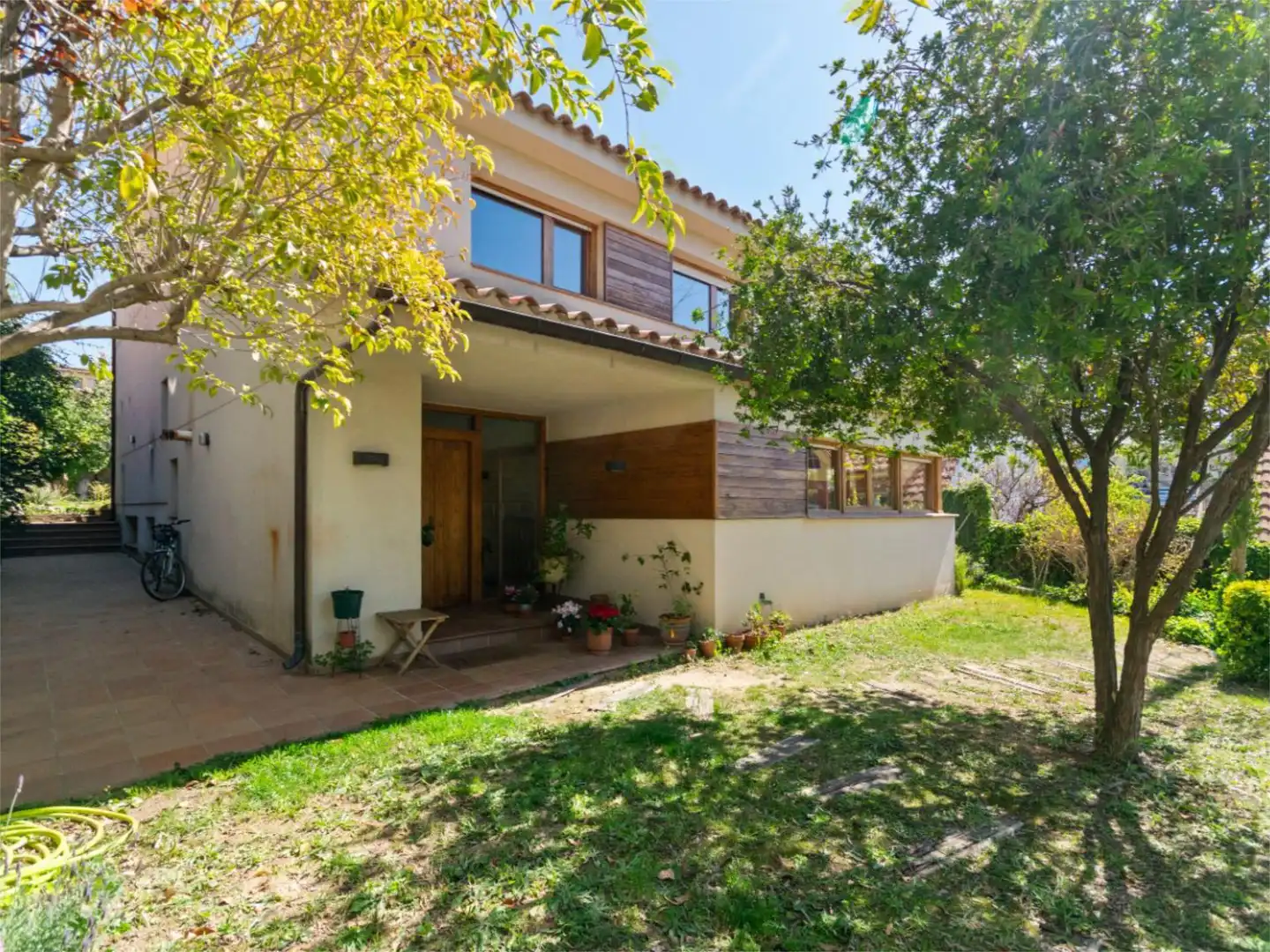 Wohnung zum Verkauf in Carrer Andreu Dameson, 4, Can Violí - Can Poi del Bosc Außenansicht von Wohnung zum Verkauf in La Garriga mit Heizung, Privatgarten und Parkett