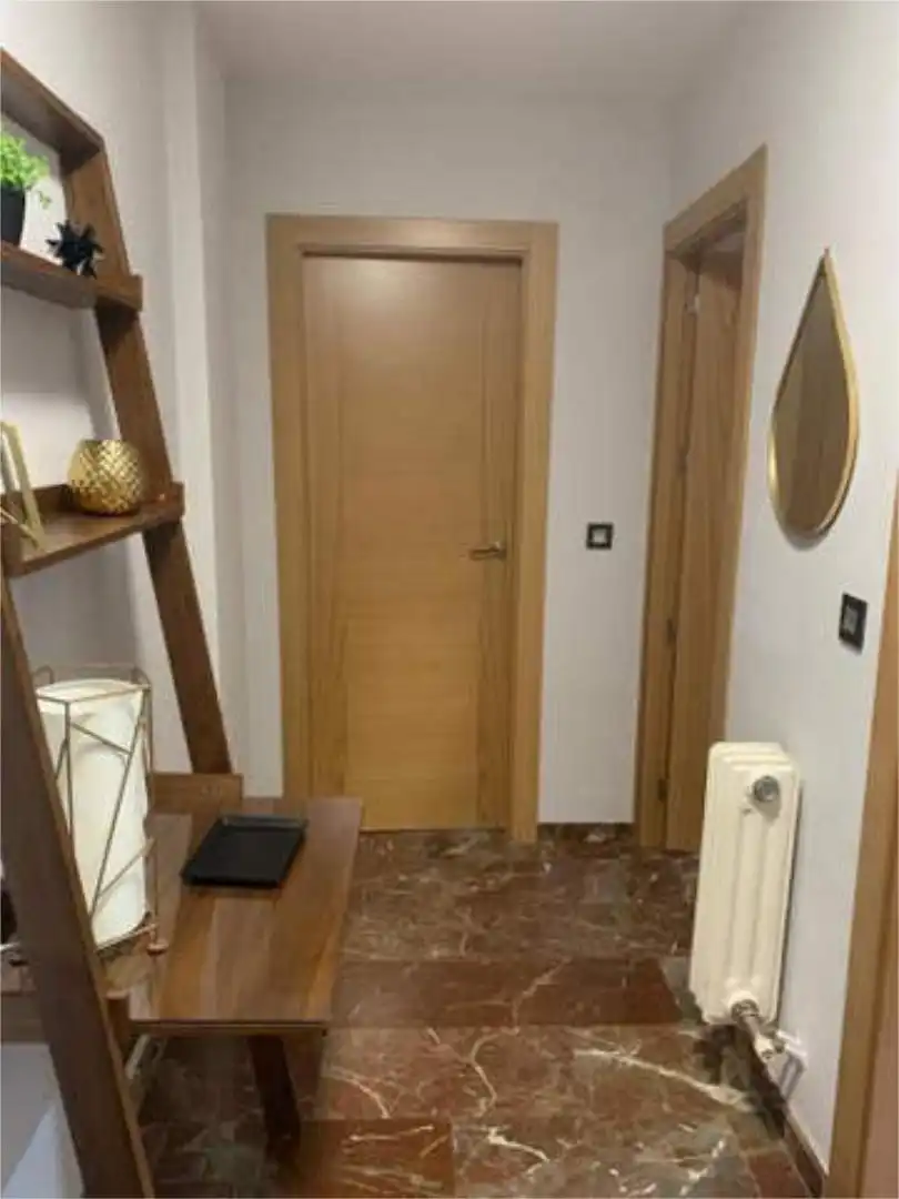Piso en venta en Valdeastillas - Fuentezuelas Piso en venta en Jaén Capital con Terraza y Piscina