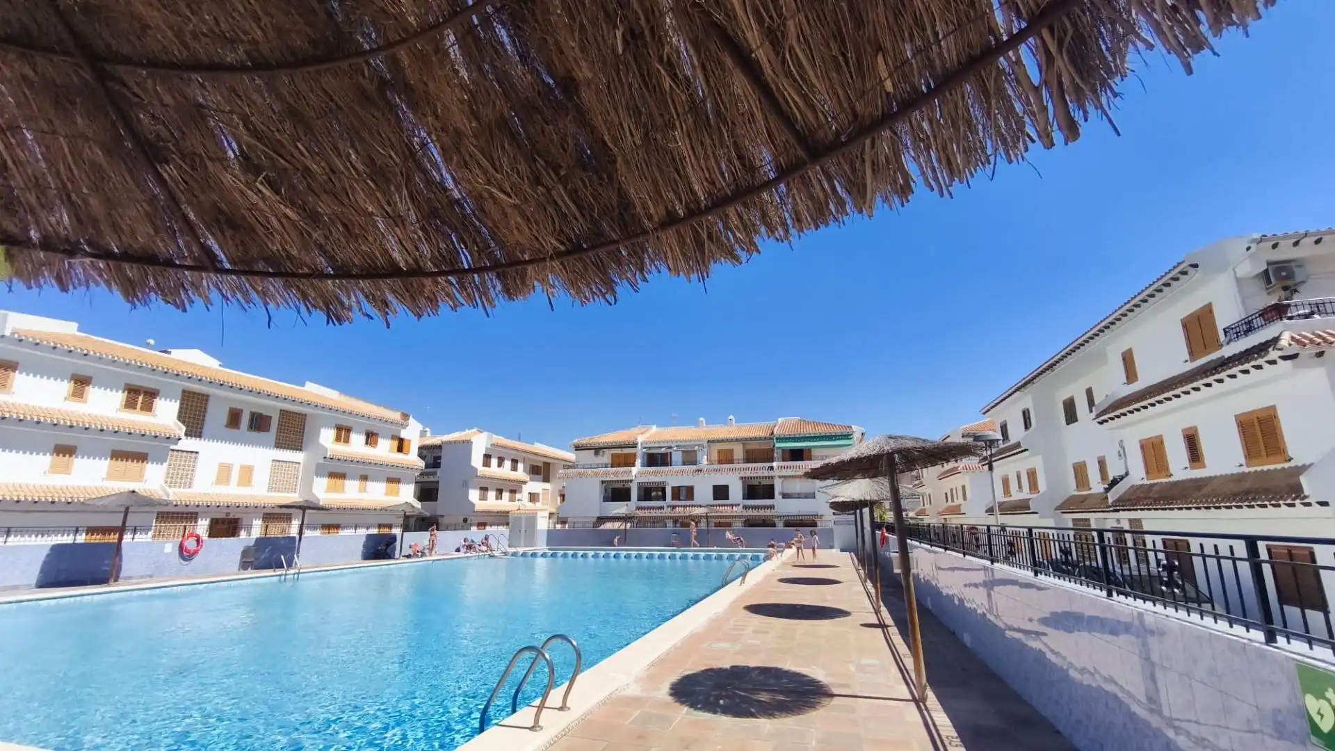 Swimming pool of Flat for sale in Santa Pola  with Air Conditioner, Terrace and Swimming Pool