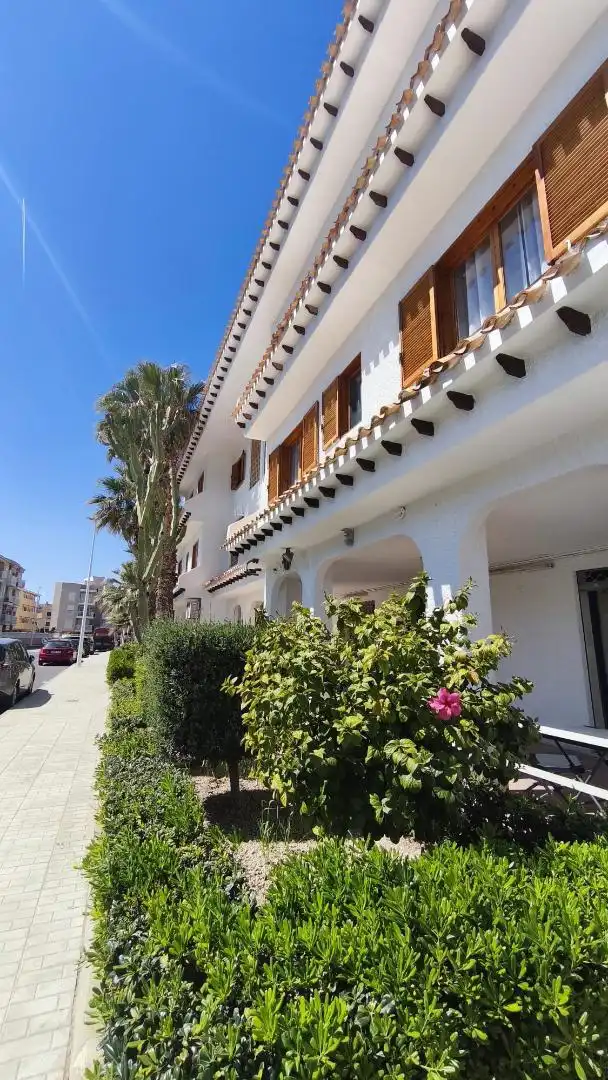 Flat for sale in Avinguda de Ronda, 100, Playa Tamarit - Playa Lissa Exterior view of Flat for sale in Santa Pola with Air Conditioner, Terrace and Swimming Pool