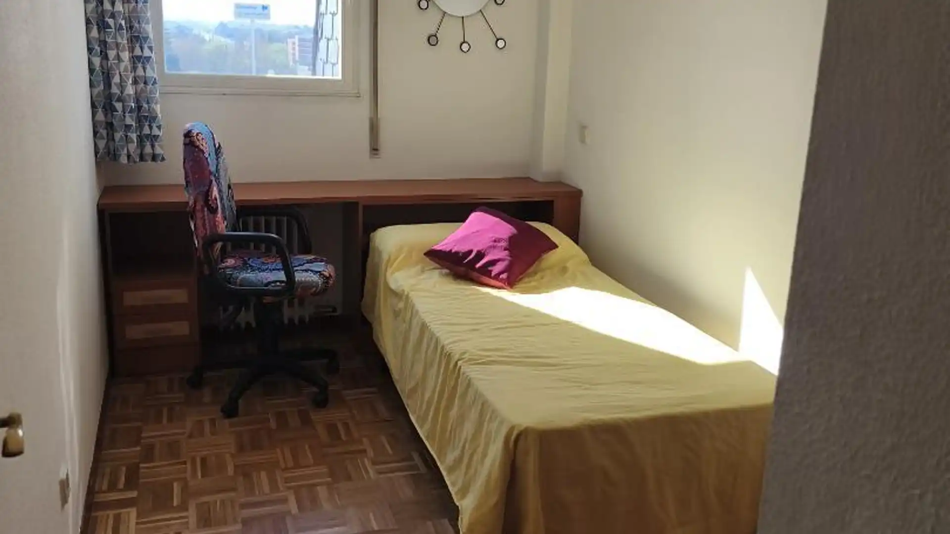 Habitación de Piso de alquiler en Palencia Capital con Calefacción, Parquet y Terraza