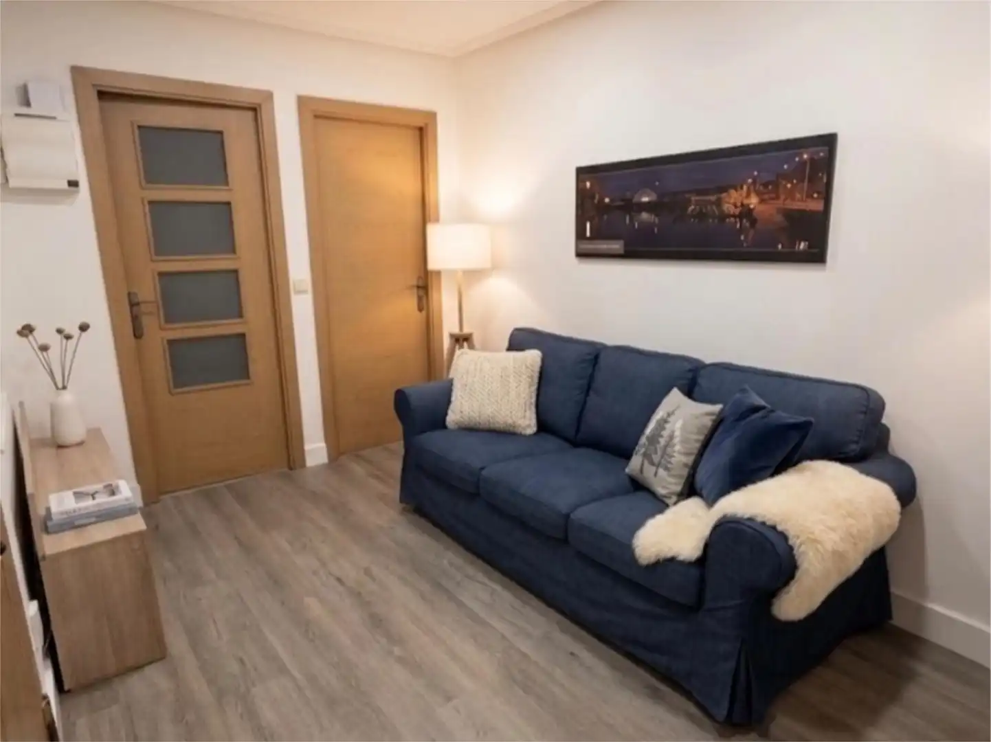 Room in Calle Palacio Valdés, 8, Centro Living room of Flat for share in Avilés with Heating, Parquet flooring and Furnished