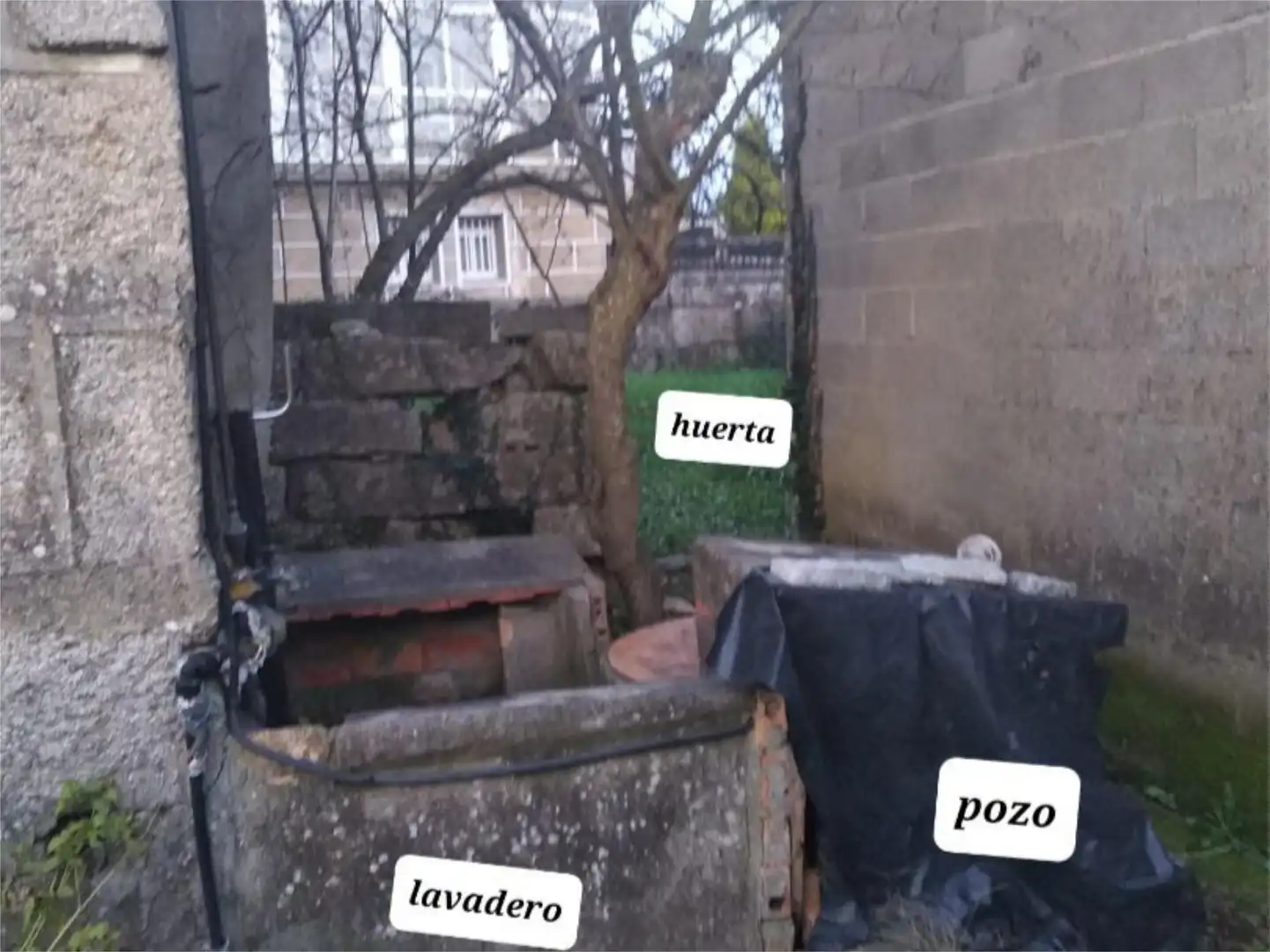Casa o xalet en venda a Lugar Casasoa, 123, Xunqueira de Ambía Jardí de Casa o xalet en venda en Xunqueira de Ambía amb Jardí privat, Traster i Moblat