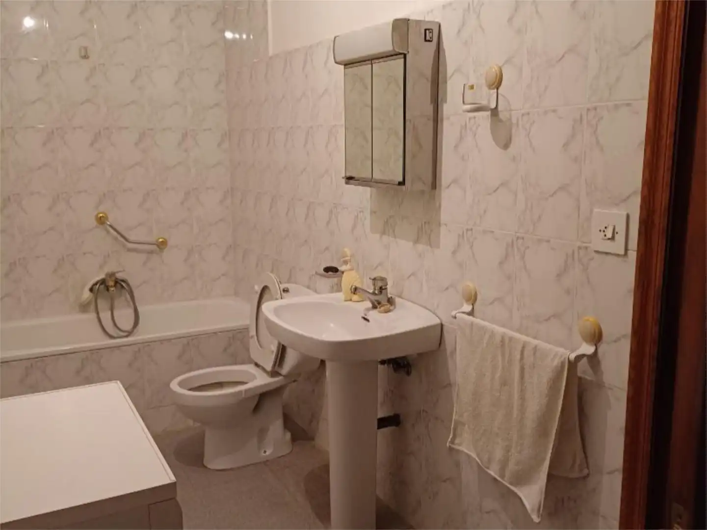 Casa o xalet en venda a Lugar Casasoa, 123, Xunqueira de Ambía Bany de Casa o xalet en venda en Xunqueira de Ambía amb Jardí privat, Traster i Moblat