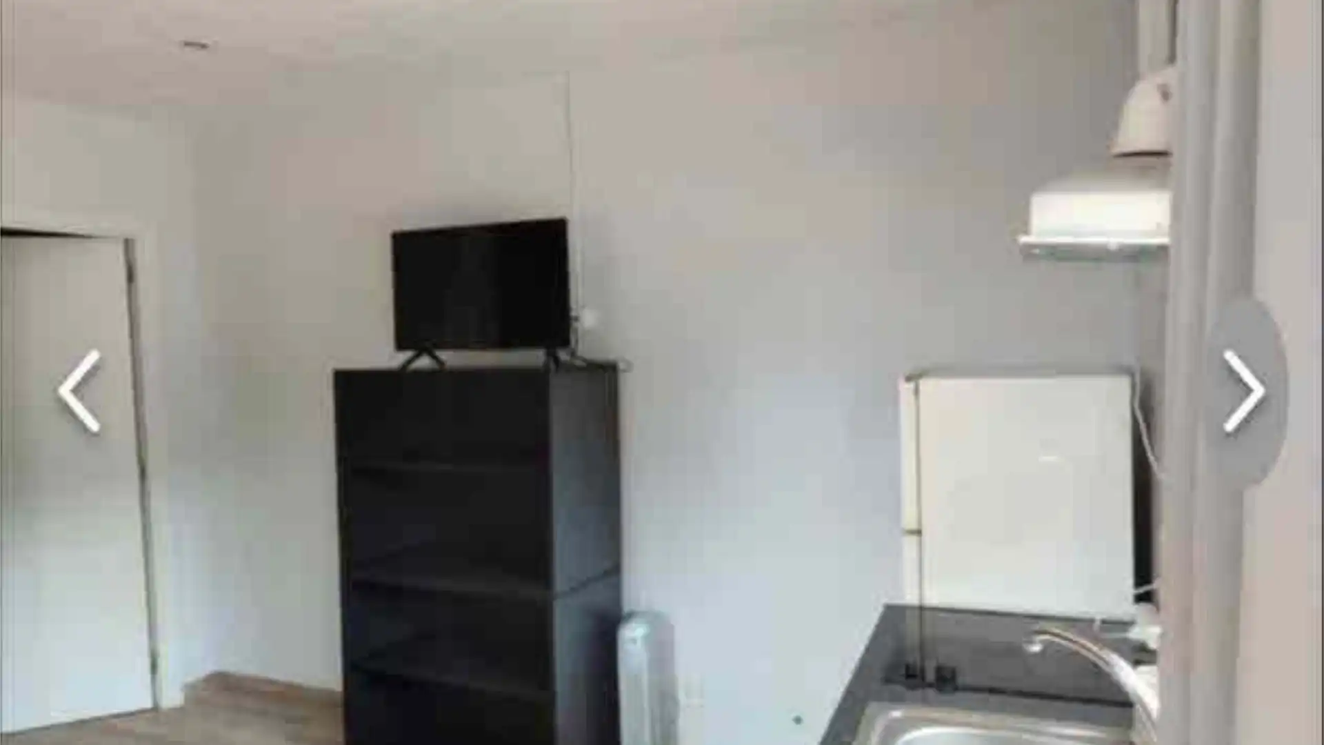 Room in Castellví de Rosanes Kitchen of Study for share in Castellví de Rosanes with Terrace and Furnished