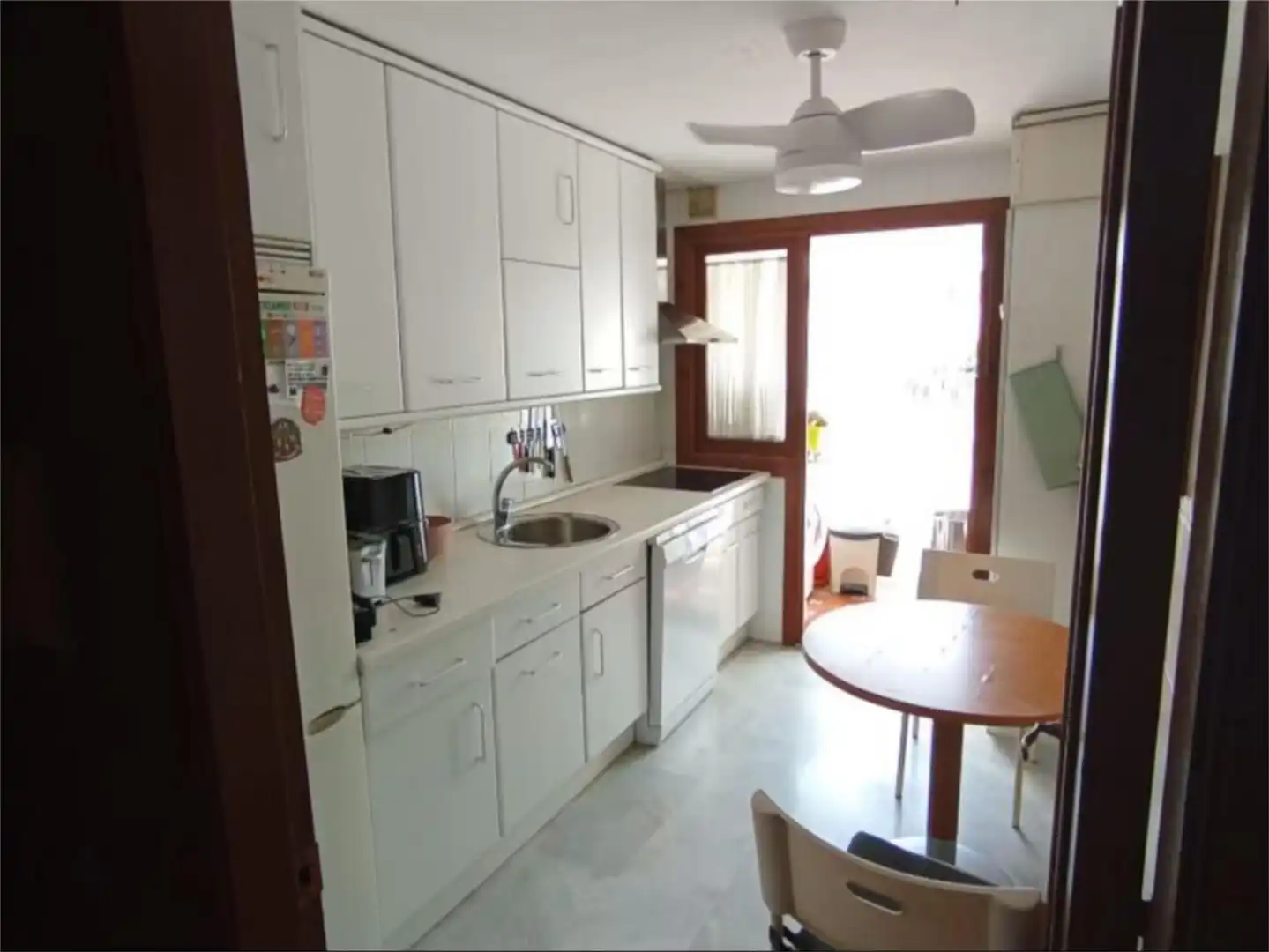 Wohnung zum Verkauf in Calle San Cayetano, 6, Santa Bárbara - Ciudad Deportiva Küche von Wohnung zum Verkauf in La Línea de la Concepción mit Balkon