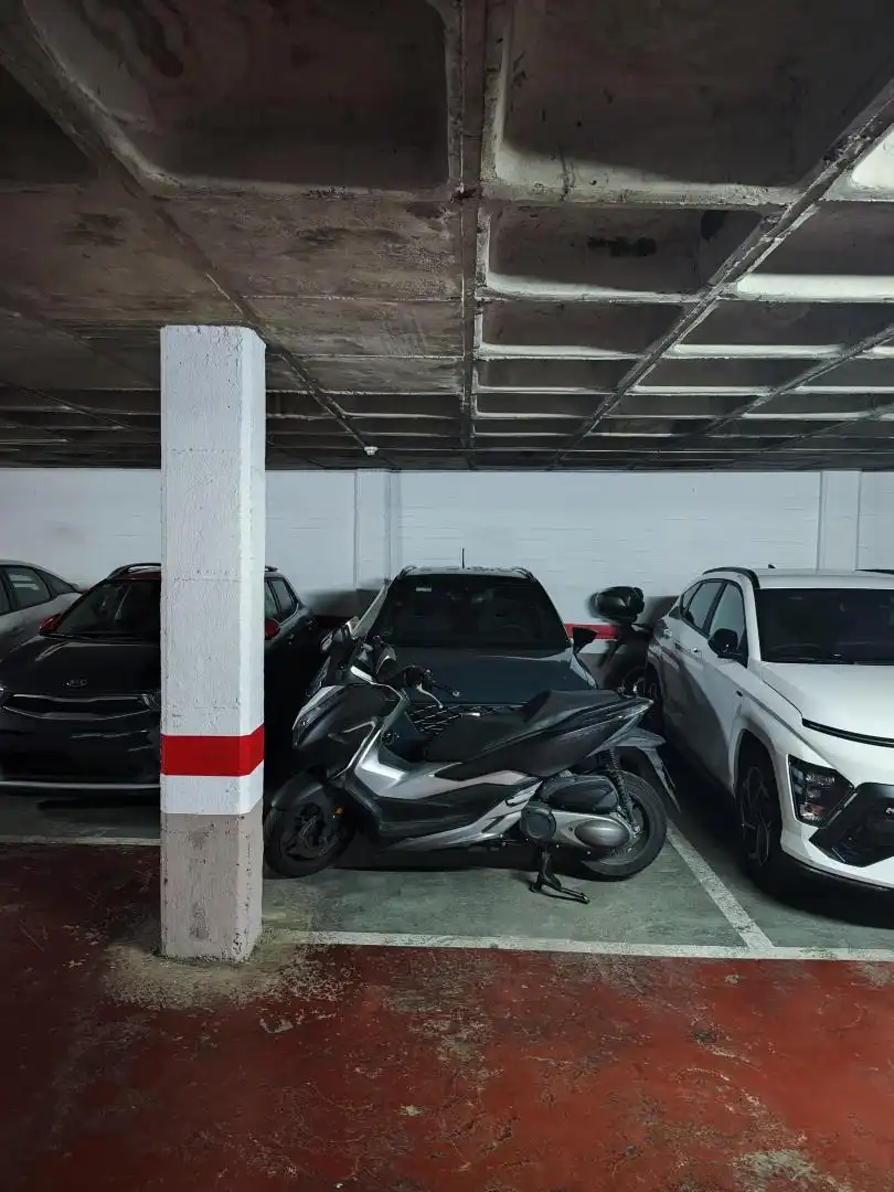 Parkplatz von Garage zur Miete in  Barcelona Capital