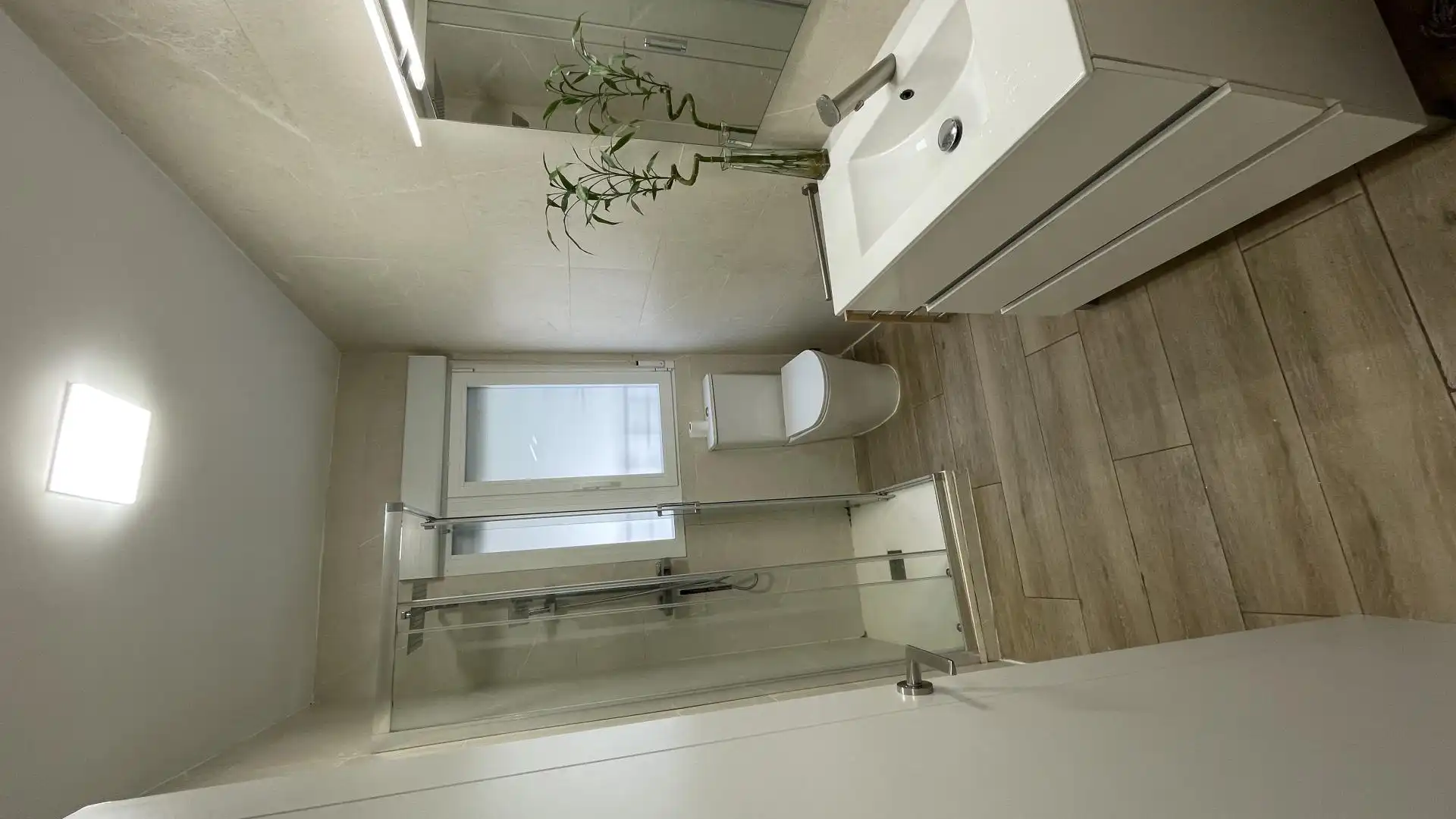 Bathroom of Flat for rent in  Madrid Capital  with Heating, Parquet flooring and Furnished