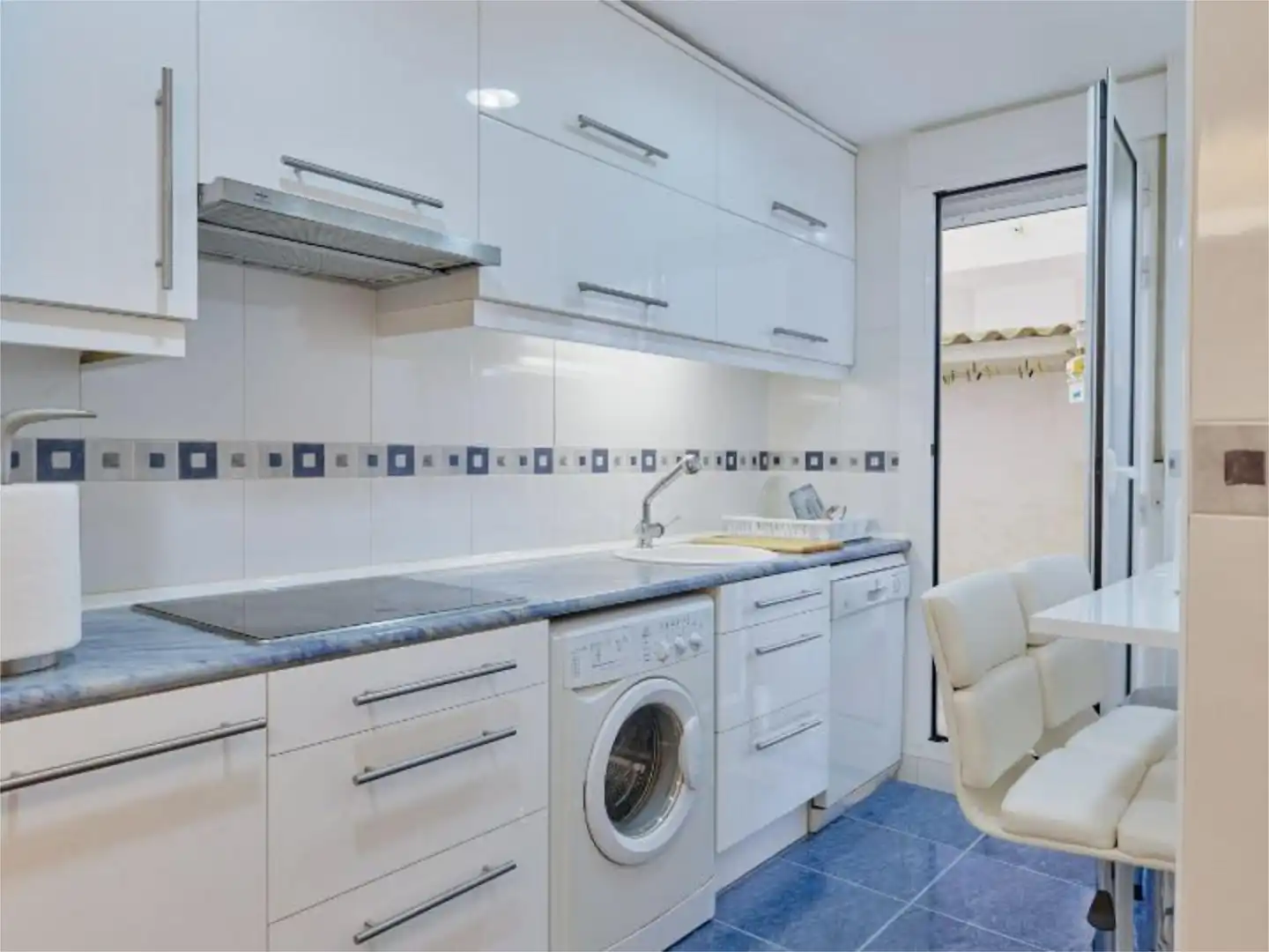 Flat for sale in Paseo Constitución - Las Damas Kitchen of Flat for sale in Zaragoza Capital with Air Conditioner, Terrace and Balcony