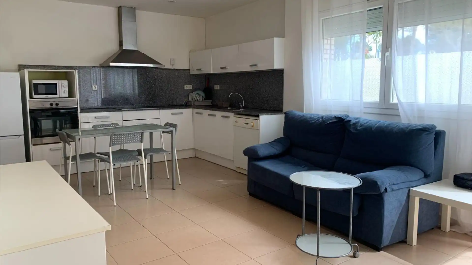 Piso de alquiler en Carrer de Pablo Picasso, 67, La Balconada - Cal Gravat