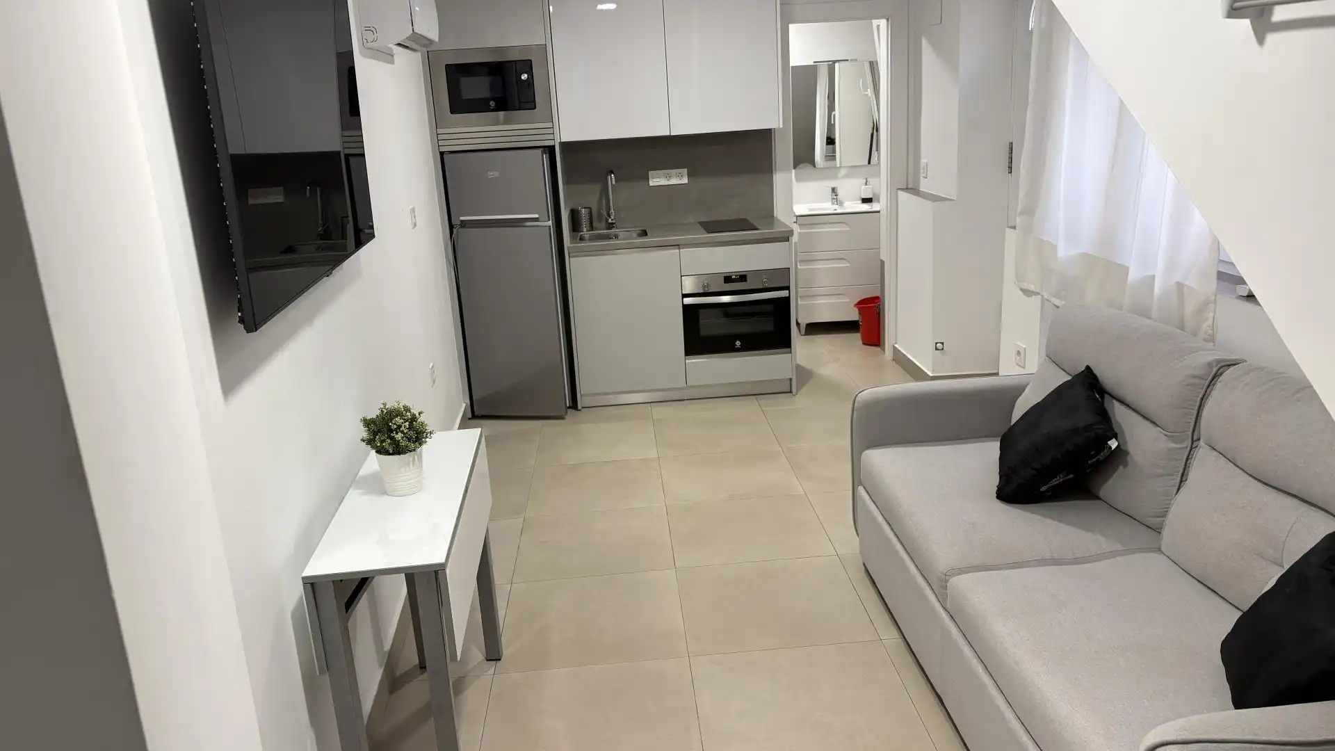 Flat for rent in Dílar  with Air Conditioner and Furnished