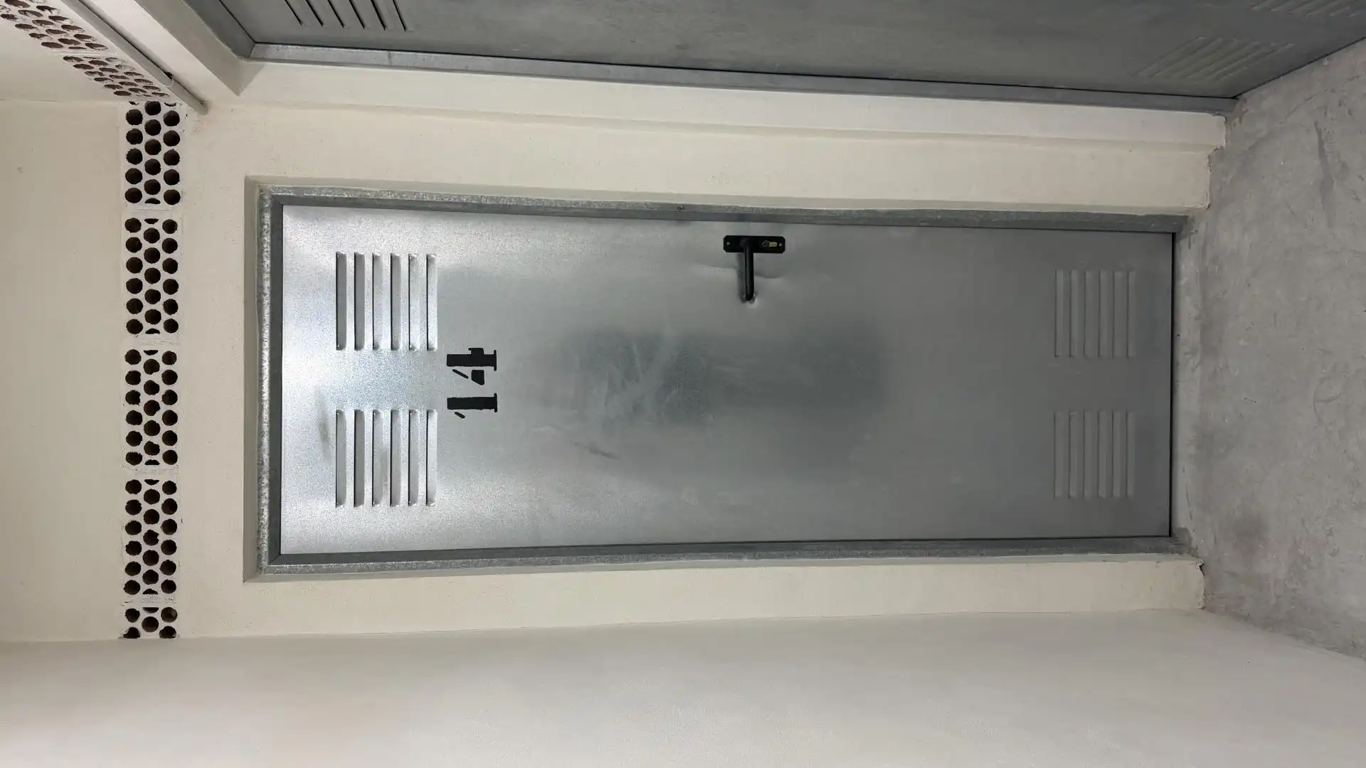 Storage room for rent in Calle Alberola, 41, Benalúa