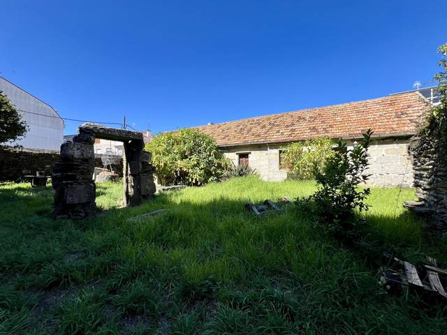 Casa-chalet en Venta en Calle Francisco Trelles, 4 en Adina - Portonovo