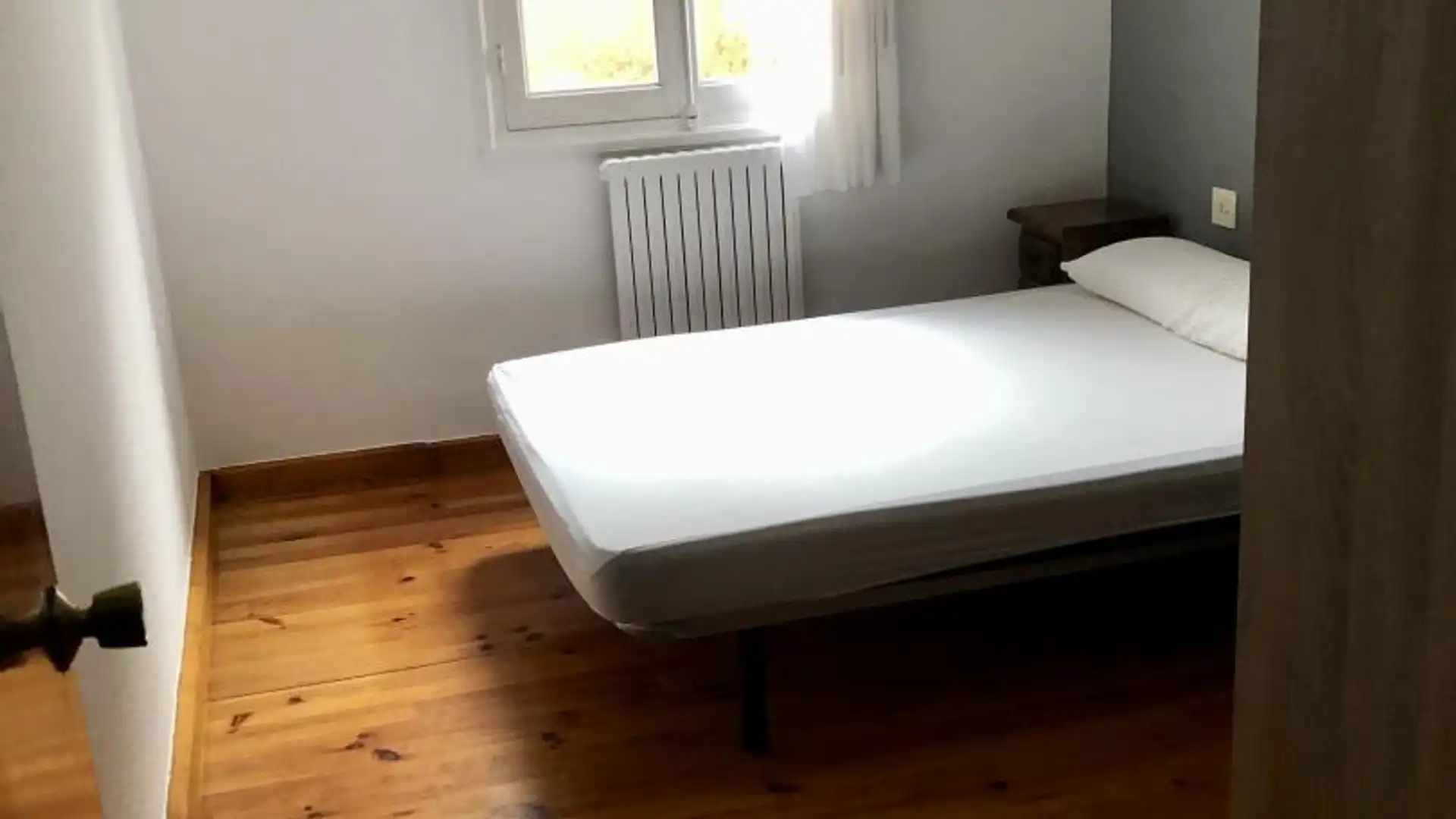 Room in Olotza Ballara Bailara, 14, Hernialde Bedroom of Flat for share in Hernialde with Heating, Parquet flooring and Furnished