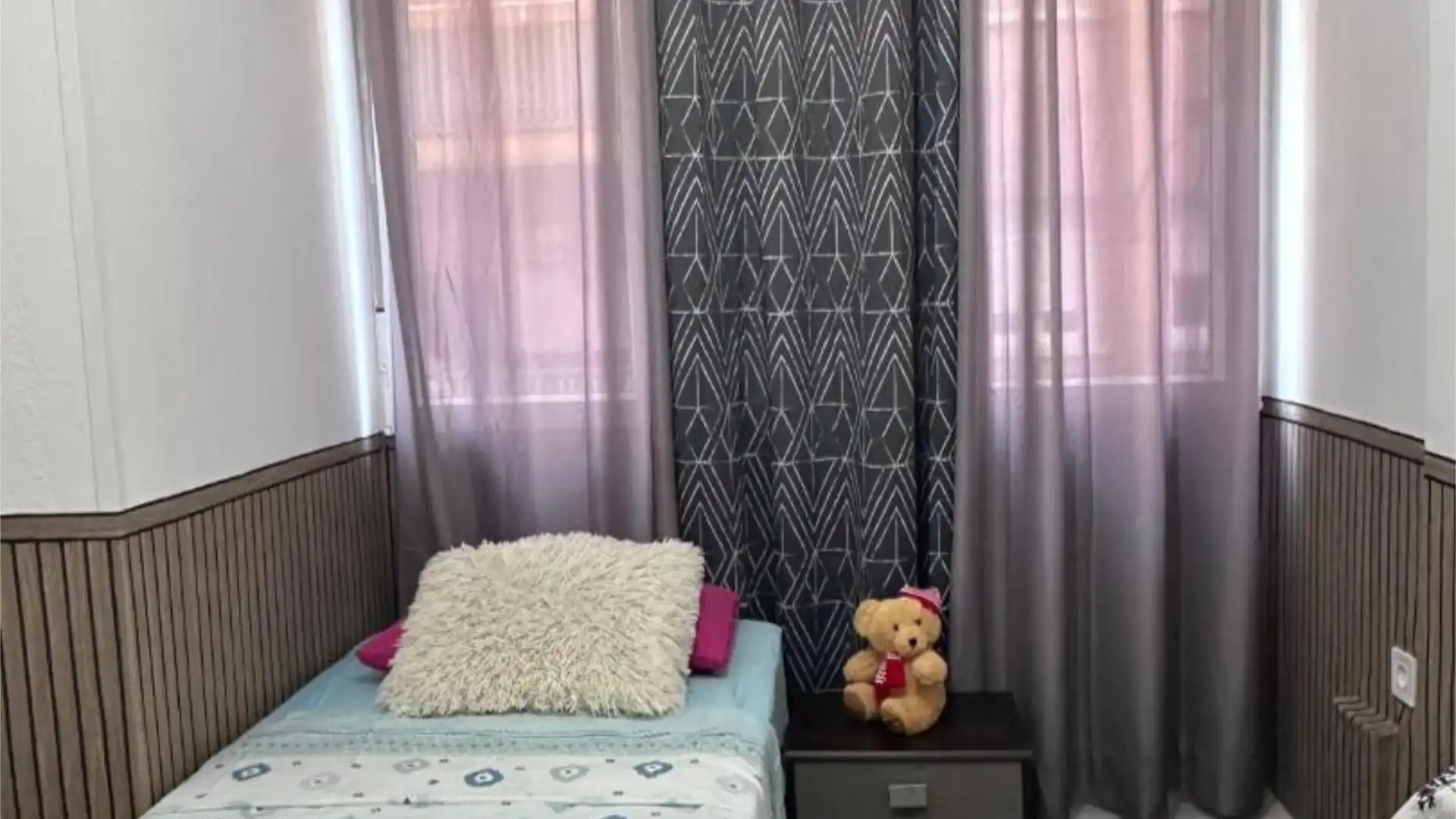 Bedroom of Flat for share in Móstoles  with Furnished