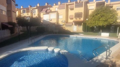 Casa adosada en venda a Calle la Bonanova, 19, Villamontes - Boqueres, San Vicente del Raspeig / Sant Vicent del Raspeig - imatge 2 Foto 2 de Casa adosada en venda a Calle la Bonanova, 19, Villamontes - Boqueres, San Vicente del Raspeig / Sant Vicent del Raspeig