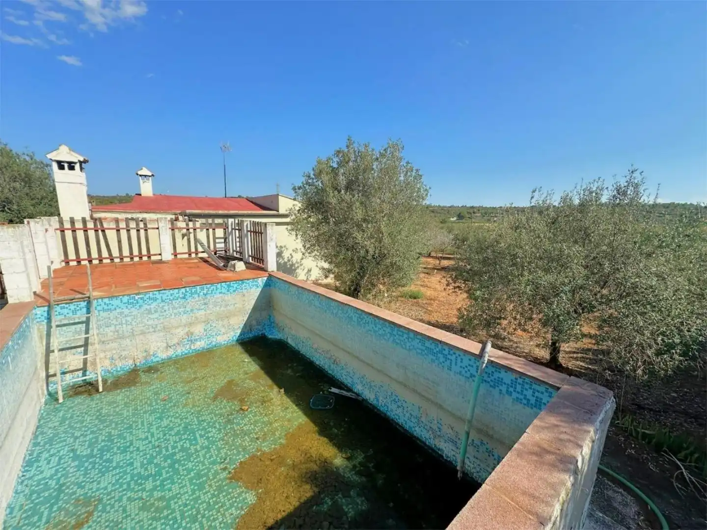 Piscina de Piso en venta en Cheste con Jardín privado, Terraza y Trastero