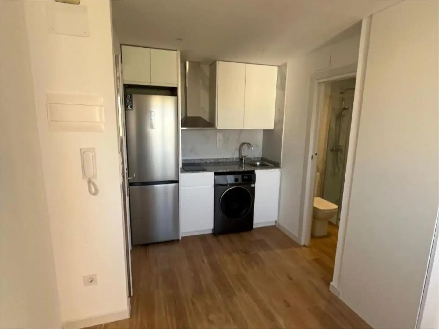 Wohnung zur Miete in Carrer de la Figuera, 4, Playa Muchavista Küche von Wohnung zur Miete in El Campello mit Klimaanlage und Schwimmbad