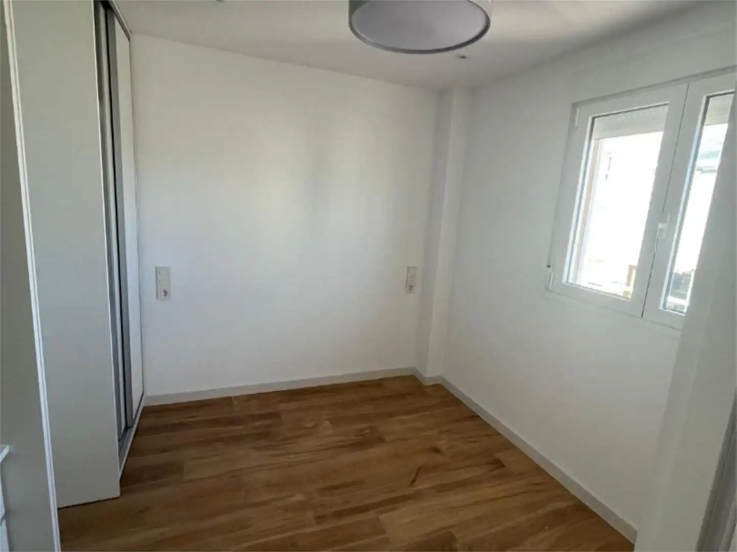 Wohnung zur Miete in Carrer de la Figuera, 4, Playa Muchavista Schlafzimmer von Wohnung zur Miete in El Campello mit Klimaanlage und Schwimmbad