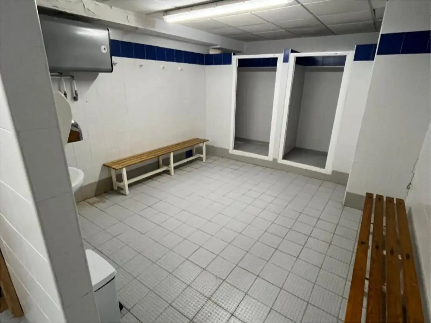 Wohnung zur Miete in Carrer de la Figuera, 4, Playa Muchavista Badezimmer von Wohnung zur Miete in El Campello mit Klimaanlage und Schwimmbad