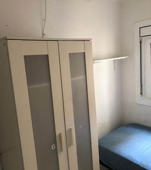 Photo 2 of Room in Carrer de Churruca, 29, Pubilla Cases, L'Hospitalet de Llobregat
