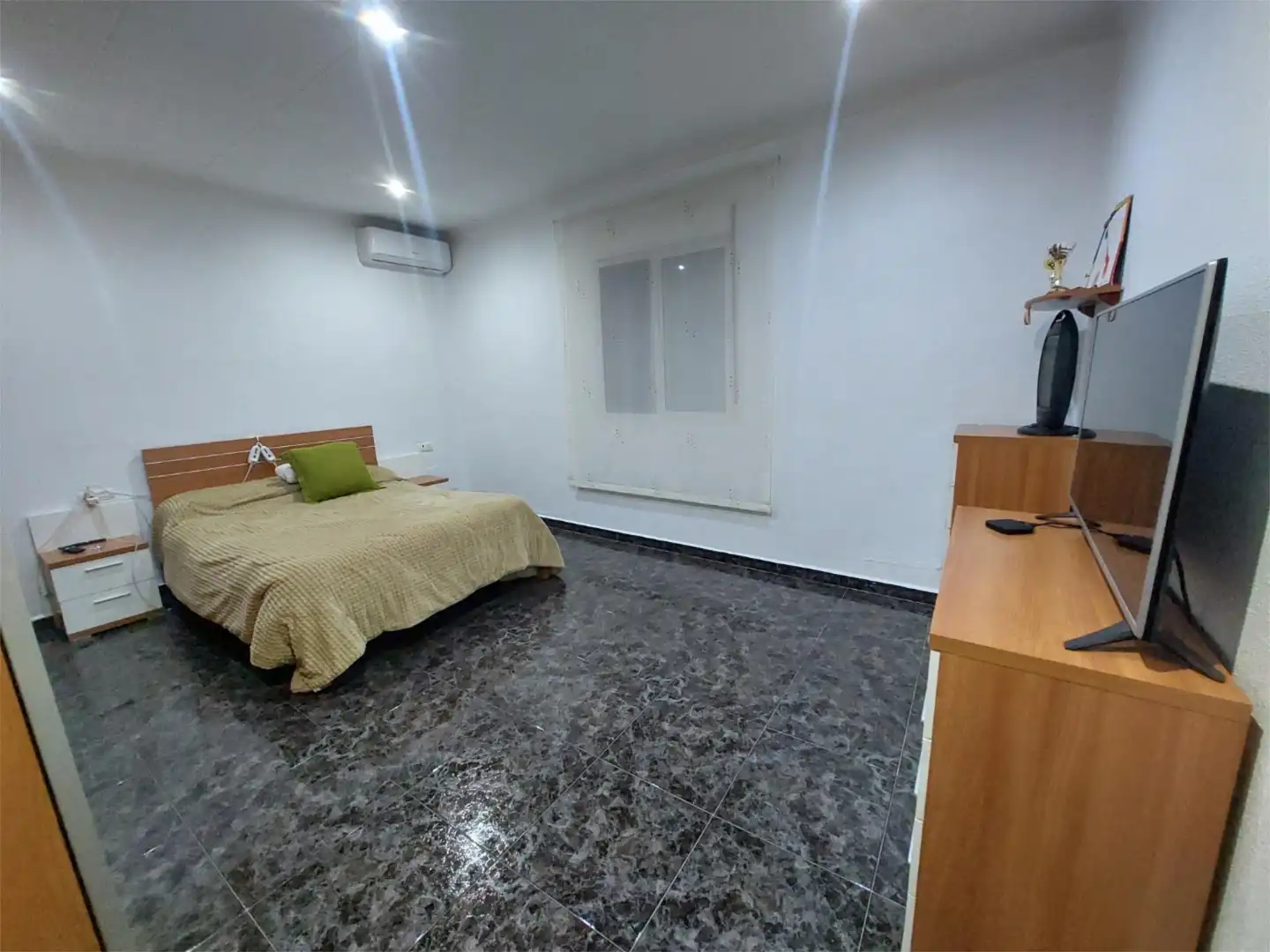 Casa adosada en venda a Alhama de Murcia ciudad Dormitori de Casa adosada en venda en Alhama de Murcia amb Aire condicionat, Jardí privat i Piscina