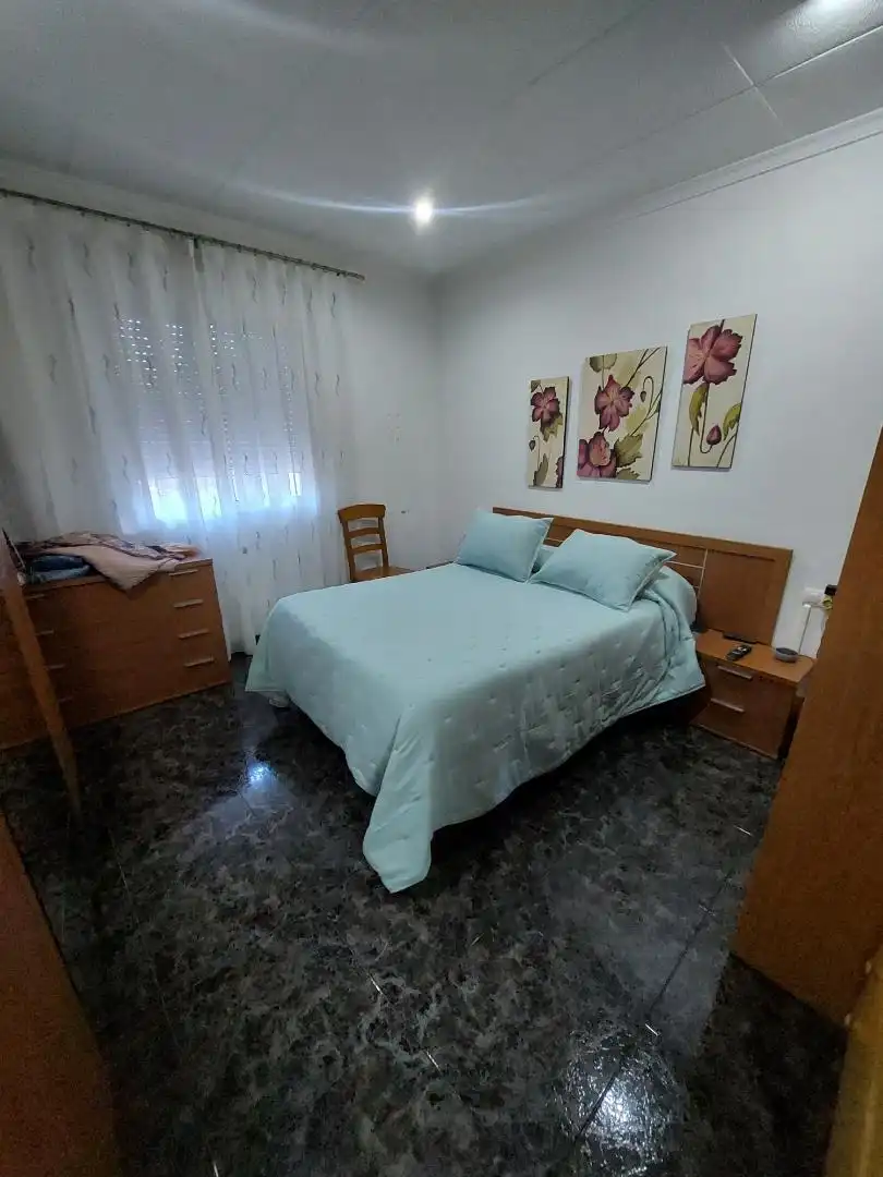 Casa adosada en venda a Alhama de Murcia ciudad Dormitori de Casa adosada en venda en Alhama de Murcia amb Aire condicionat, Jardí privat i Piscina