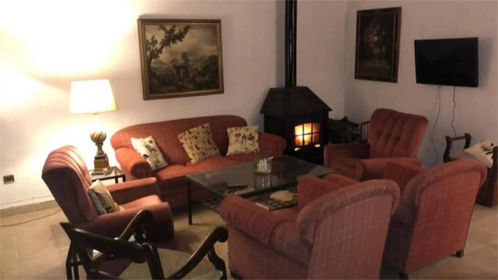 Casa adosada en venta en Oromana Sala de estar de Casa adosada en venta en Alcalá de Guadaira con Jardín privado, Terraza y Trastero