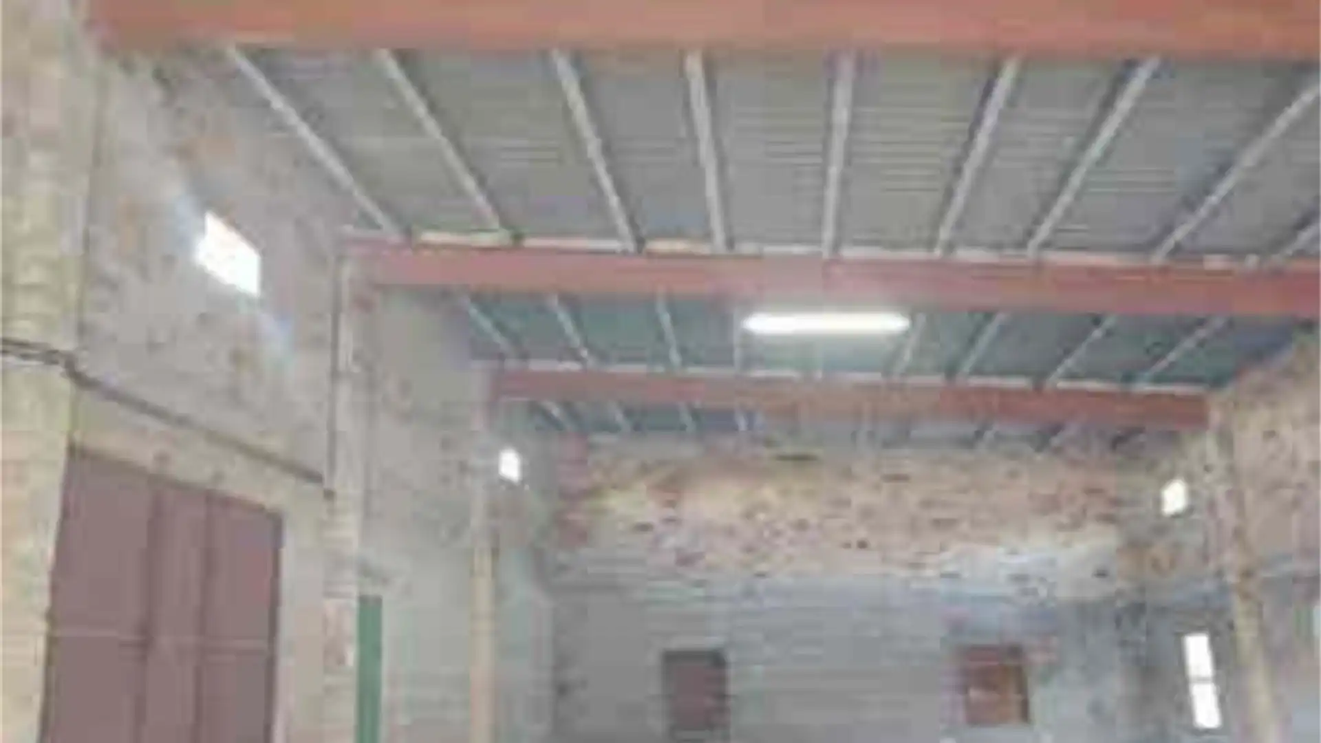 Fabrikhallen zur Miete in Nord