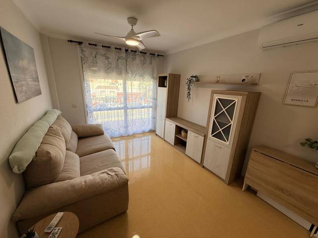 Piso en Venta en Calle Ramón Y Cajal, 1B en San Luis de Sabinillas