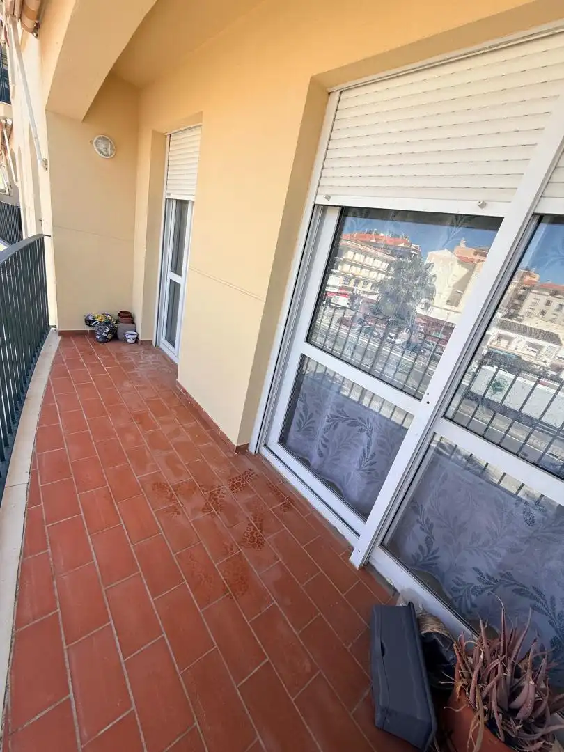 Pis en venda a Calle Ramón Y Cajal, San Luis de Sabinillas Terrassa de Pis en venda en Manilva amb Aire condicionat, Calefacció i Terrassa