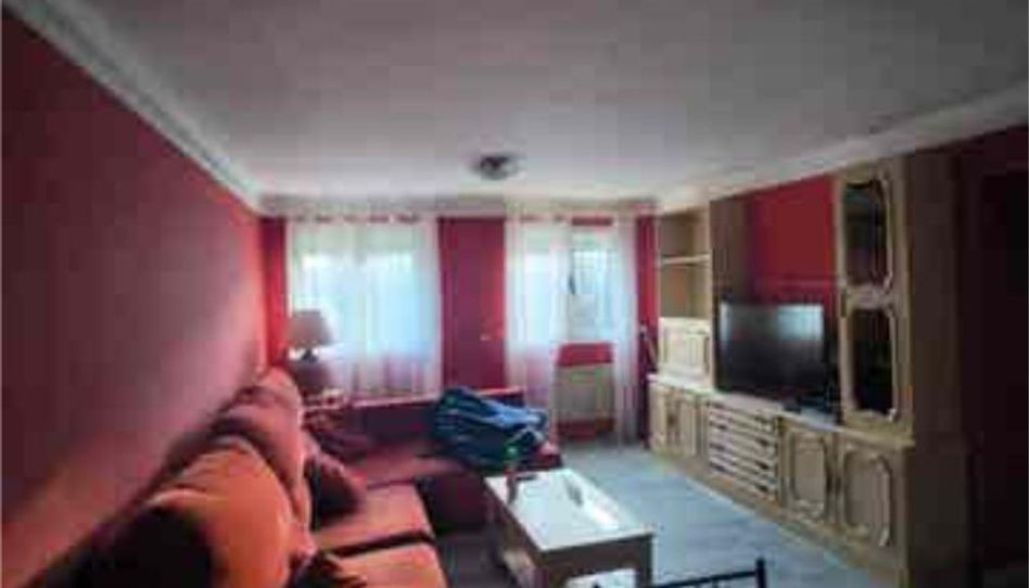 Piso de alquiler en Valverde de la Virgen, León - imagen 1 Foto 1 de Piso de alquiler en Valverde de la Virgen, León