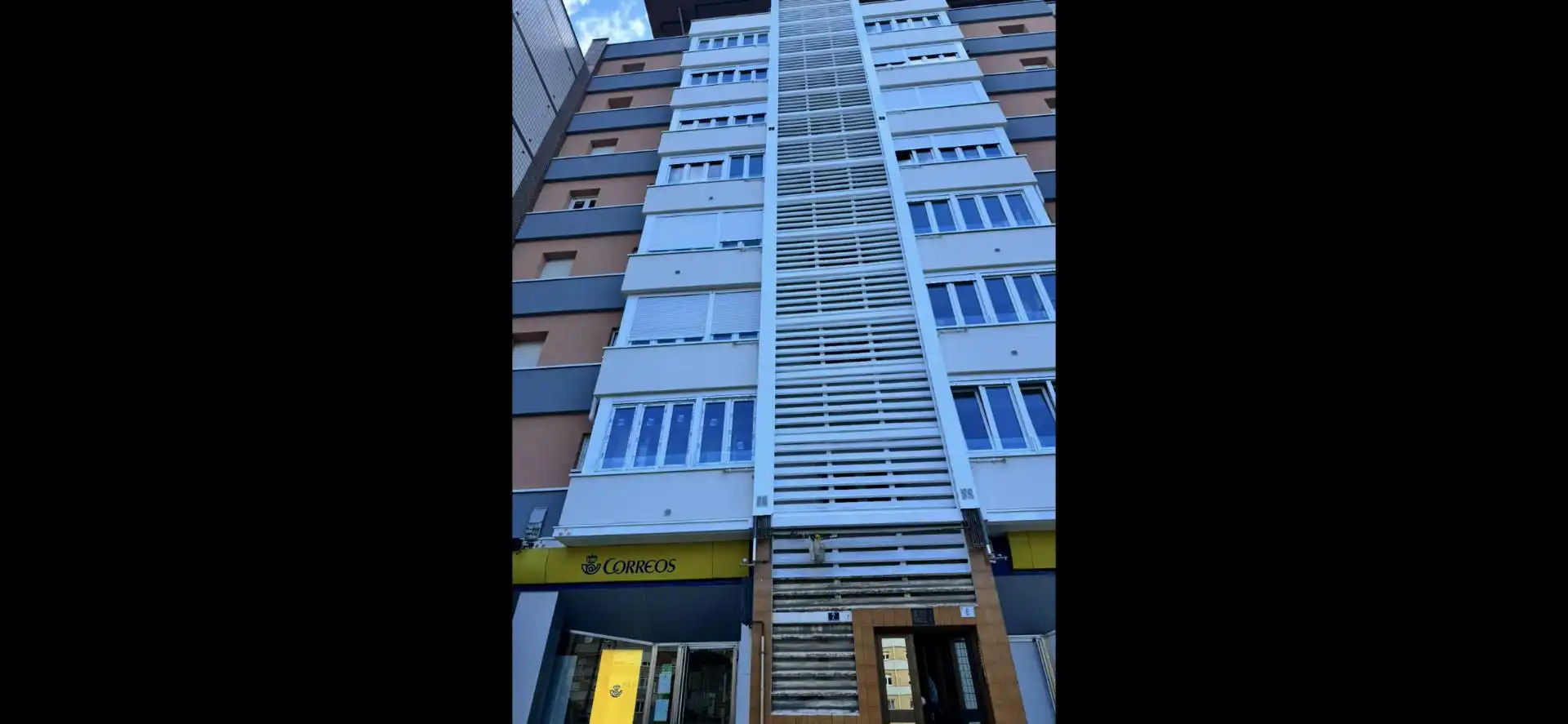 Flat for sale in Avenida de Gaspar García Laviana, 12, Pumarín Exterior view of Flat for sale in Gijón with Heating, Parquet flooring and Terrace