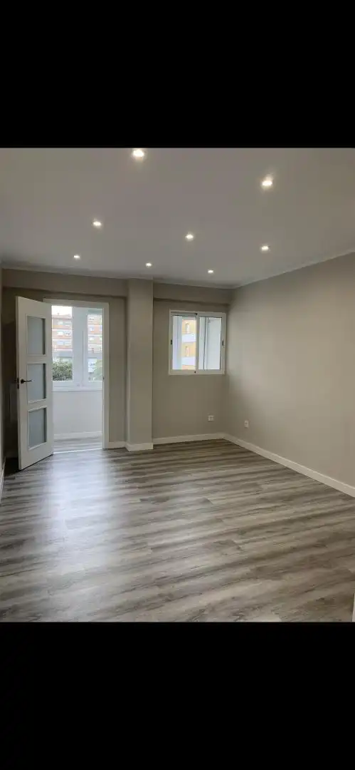 Flat for sale in Avenida de Gaspar García Laviana, 12, Pumarín Bedroom of Flat for sale in Gijón with Heating, Parquet flooring and Terrace