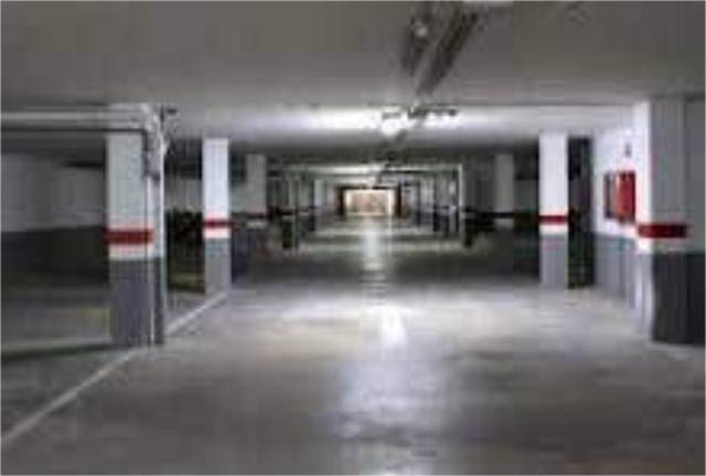 Garaje en Alquiler en Yebes - Valdeluz