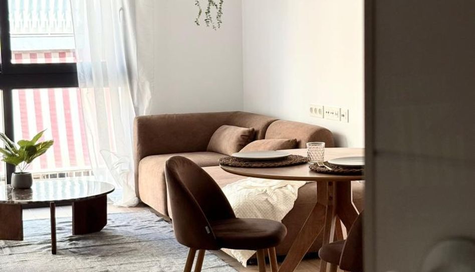 Foto 1 von Wohnung zur Miete in Calle Reyes Católicos, 56, Plaza Castelar - Mercado Central, Elda