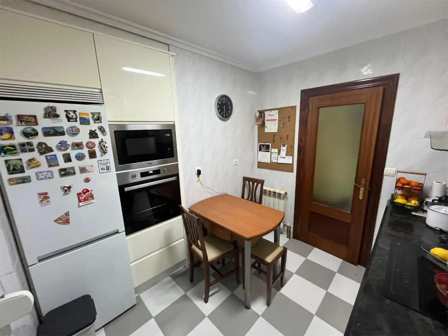Flat for sale in Calle Respuela, 4b, Bezana - Prezanes Kitchen of Flat for sale in Santa Cruz de Bezana with Terrace