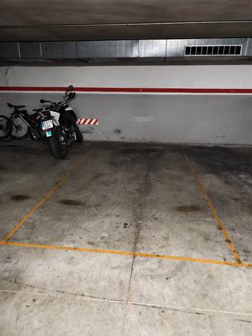 Garaje en Alquiler en Carrer de Martí, 14 en Vila de Gràcia