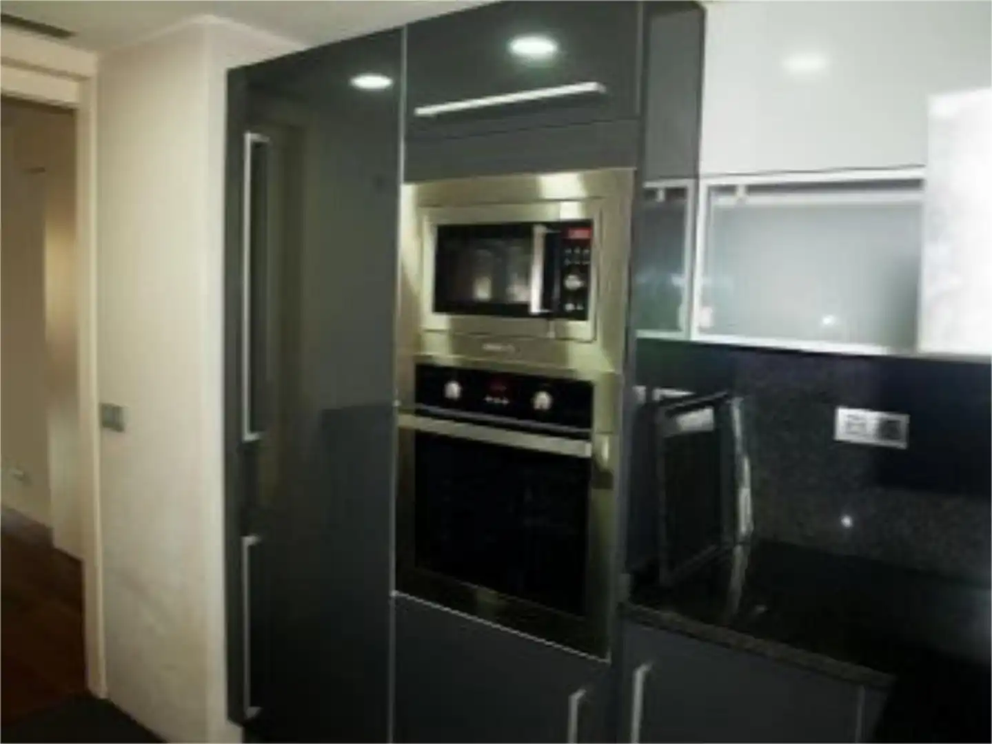 Apartament en venda a Carrer de Ramon Llull, 502, Port Forum Cuina de Apartament en venda en Sant Adrià de Besòs amb Piscina i Aparcament comunitari