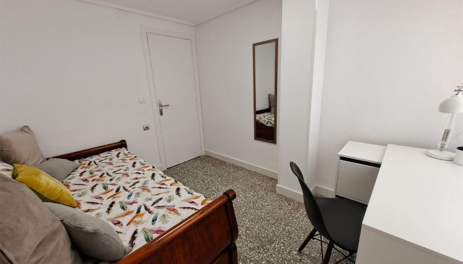 Habitación en Carrer Espronceda, 27, Reina Victoria - Miguel Hernández, Elche / Elx - imagen 1 Foto 1 de Habitación en Carrer Espronceda, 27, Reina Victoria - Miguel Hernández, Elche / Elx