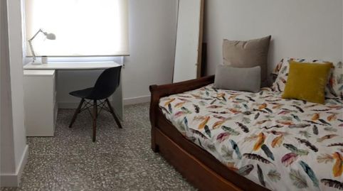 Habitación en Carrer Espronceda, 27, Reina Victoria - Miguel Hernández, Elche / Elx - imagen 3 Foto 3 de Habitación en Carrer Espronceda, 27, Reina Victoria - Miguel Hernández, Elche / Elx
