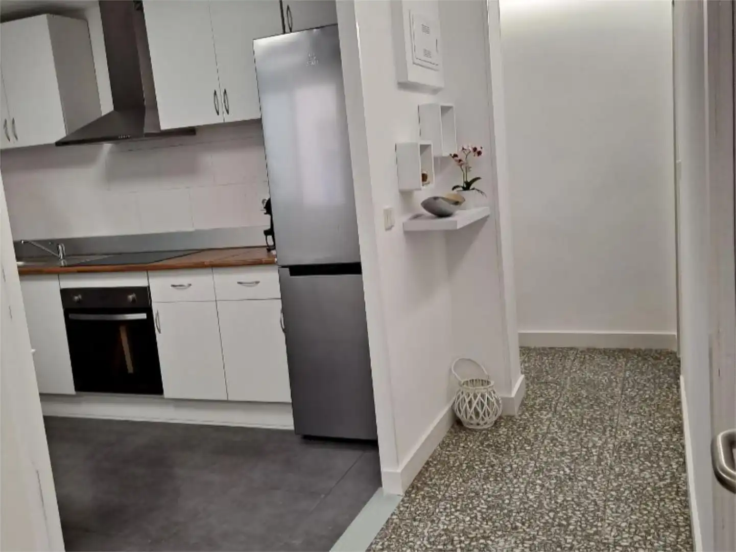 Habitación en Carrer Espronceda, 27, Reina Victoria - Miguel Hernández Cocina de Piso para compartir en Elche / Elx con Aire acondicionado, Calefacción y Amueblado
