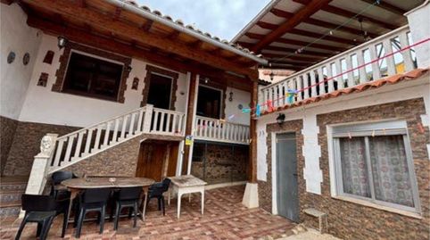 Casa adosada de lloguer a Rioseco de Tapia, León - imatge 3 Foto 3 de Casa adosada de lloguer a Rioseco de Tapia, León