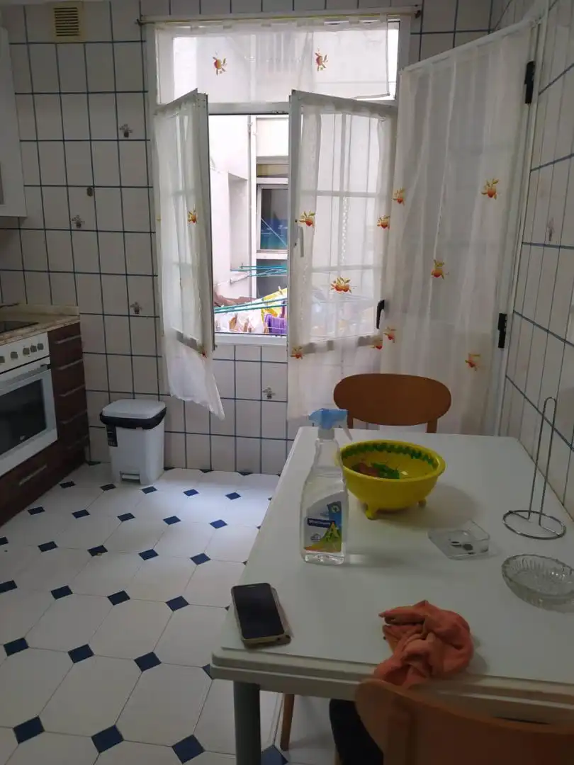 Kitchen of Flat for share in Gijón   with Parquet flooring, Furnished and Balcony