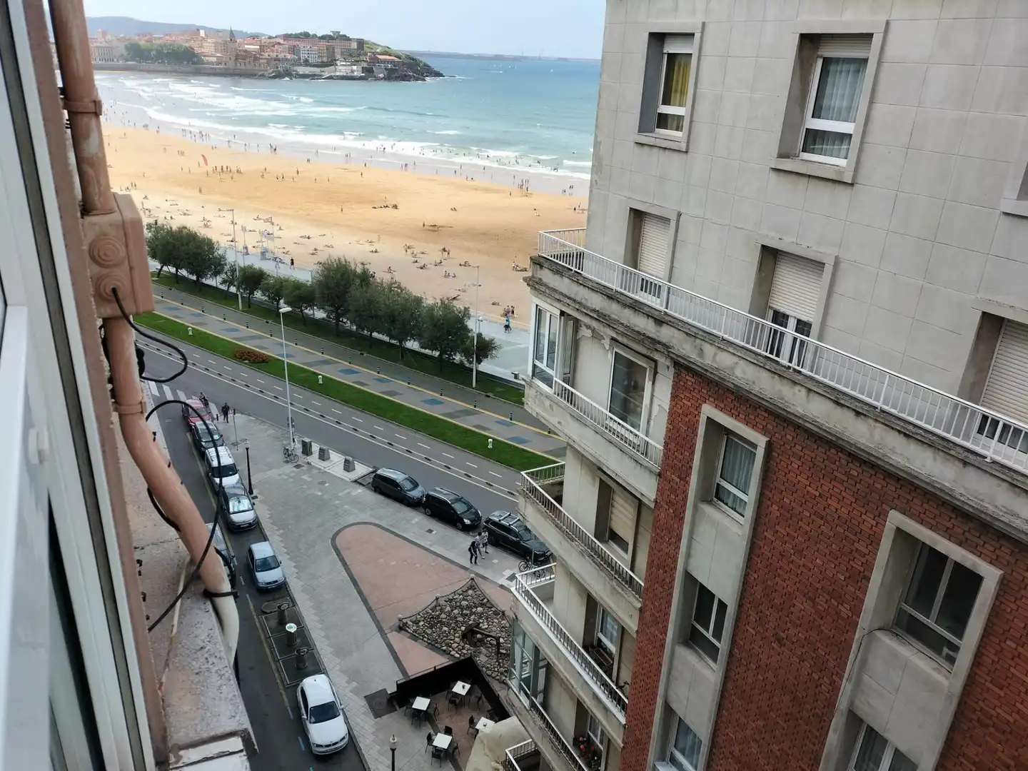 Exterior view of Flat for share in Gijón   with Parquet flooring, Furnished and Balcony