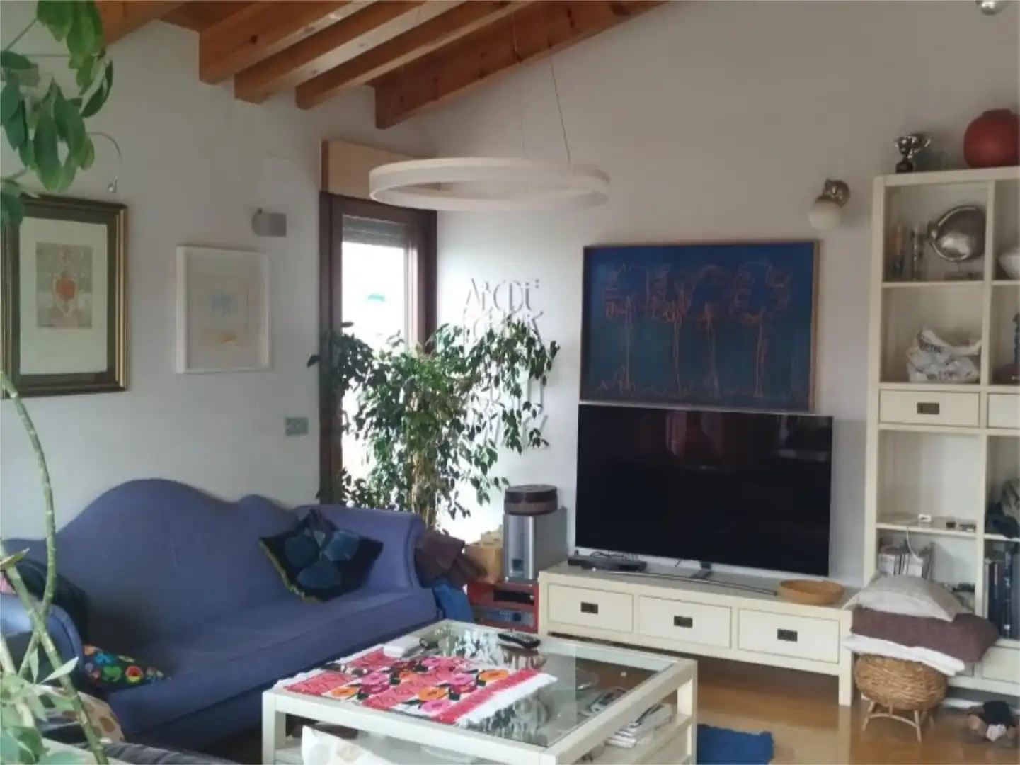 Sala d'estar de Casa o xalet en venda en Huerta amb Calefacció, Jardí privat i Parquet