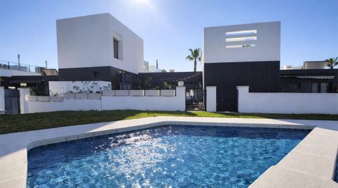 Foto 5 de Piso en venta en Calle Paso de Calais, 13, Villamartín - Las Filipinas, Orihuela