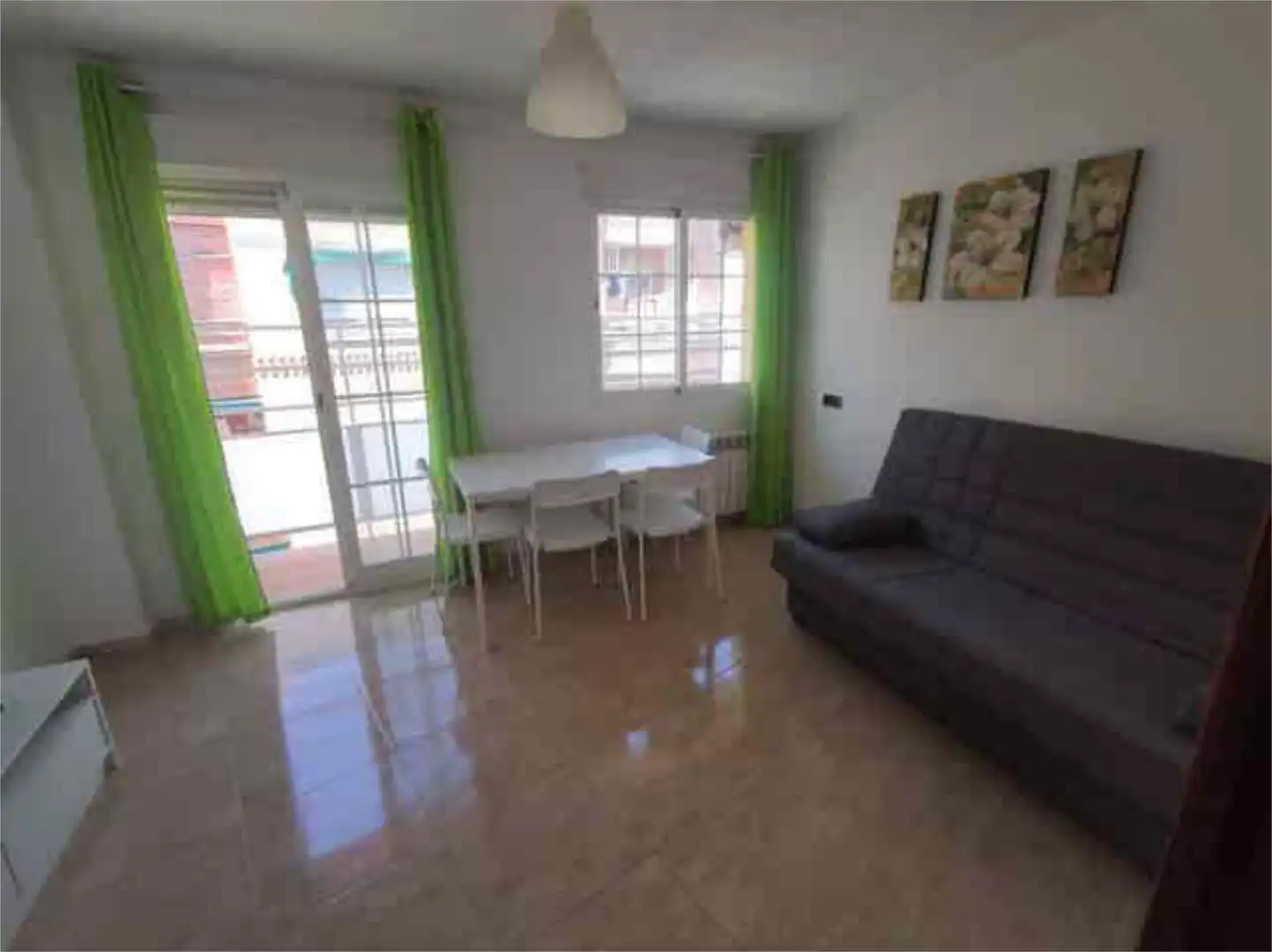 Pis de lloguer a Peñamefecit - Avda Barcelona Dormitori de Pis de lloguer en Jaén Capital amb Calefacció, Terrassa i Moblat